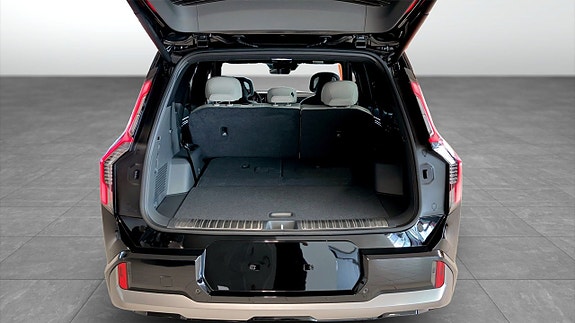 Kia EV9 10 of 13