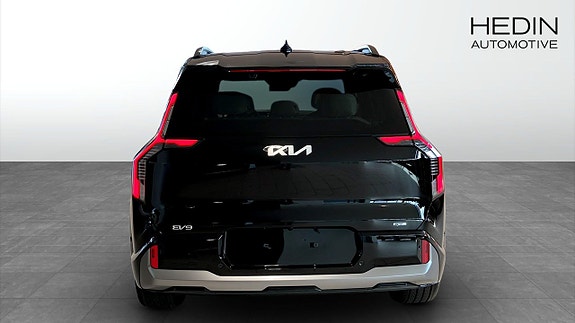 Kia EV9 7 of 13