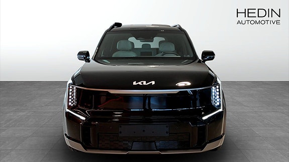 Kia EV9 8 of 13