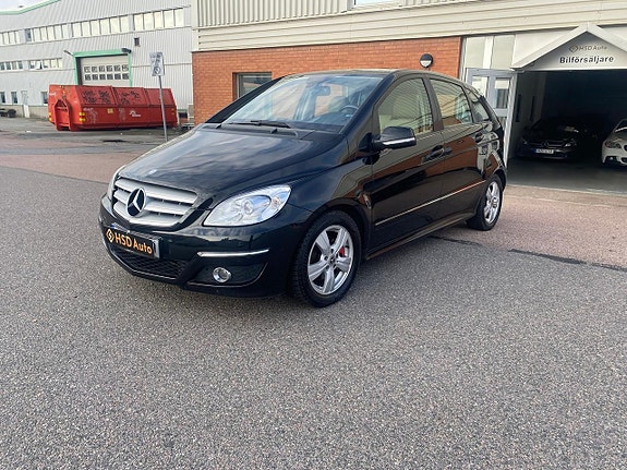 Mercedes-Benz B200