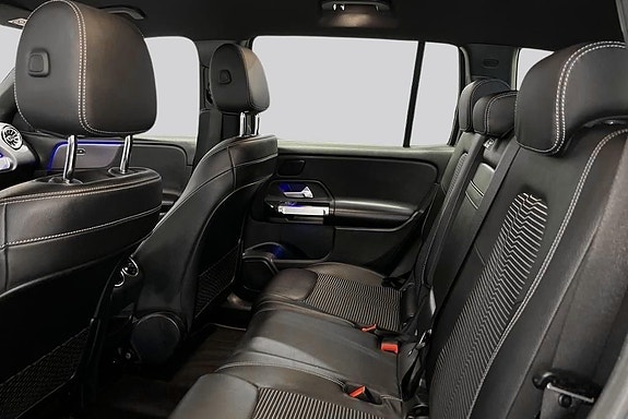 Mercedes-Benz GLB200 d 9 of 14