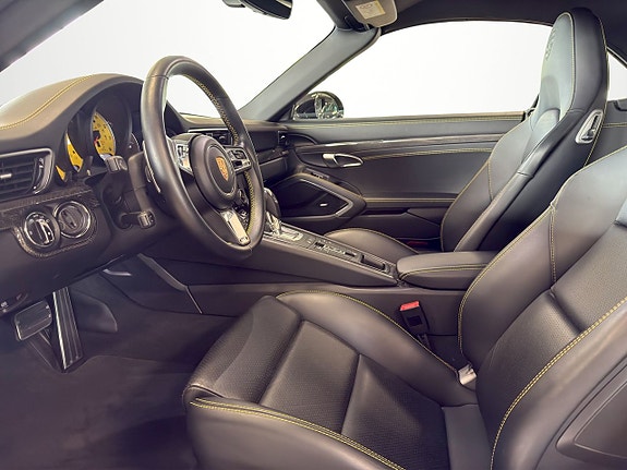Porsche 911 Turbo S 9 of 14