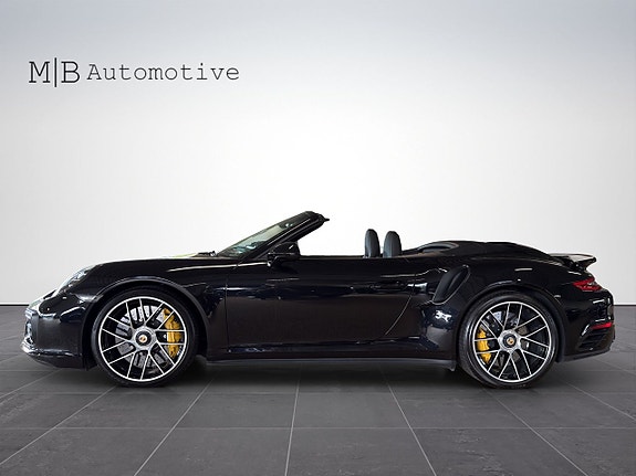 Porsche 911 Turbo S 3 of 5