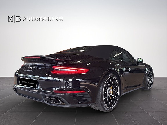 Porsche 911 Turbo S 6 of 14