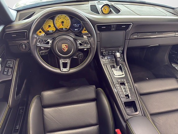Porsche 911 Turbo S 10 of 14