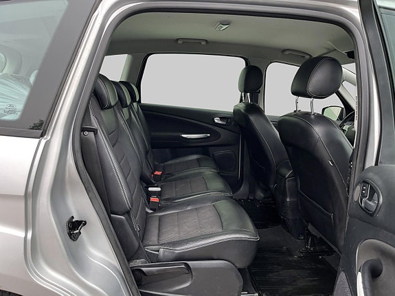 Ford S-MAX 5 of 5