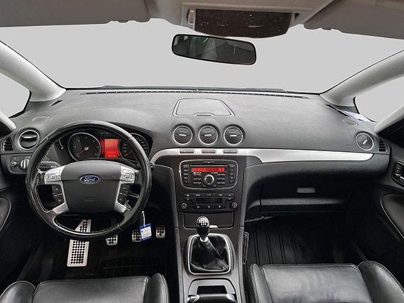Ford S-MAX 6 of 9