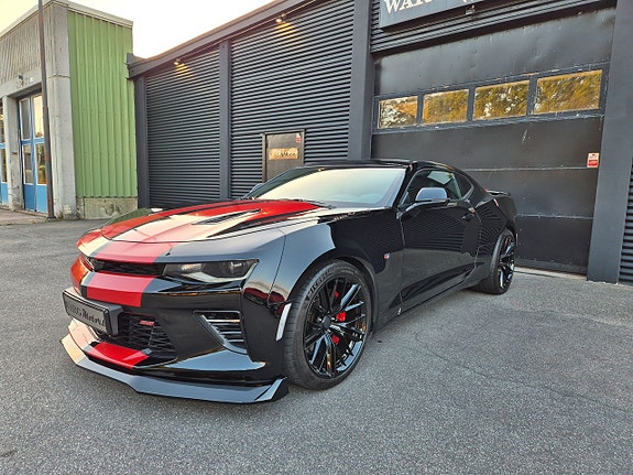 Chevrolet Camaro SS 4 of 5