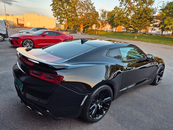 Chevrolet Camaro 8 of 28