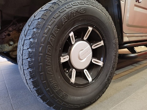 Hummer H2 14 of 14
