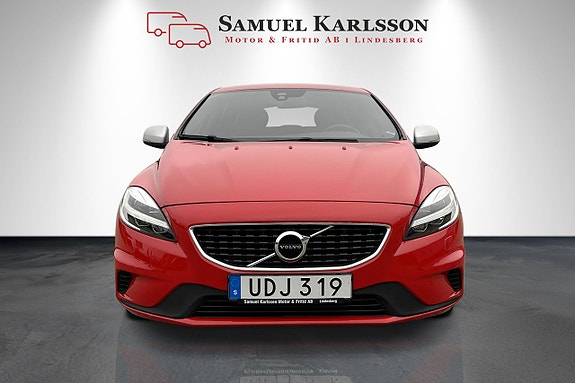 Volvo V40 8 of 21