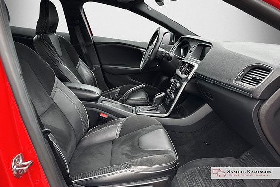 Volvo V40 18 of 21
