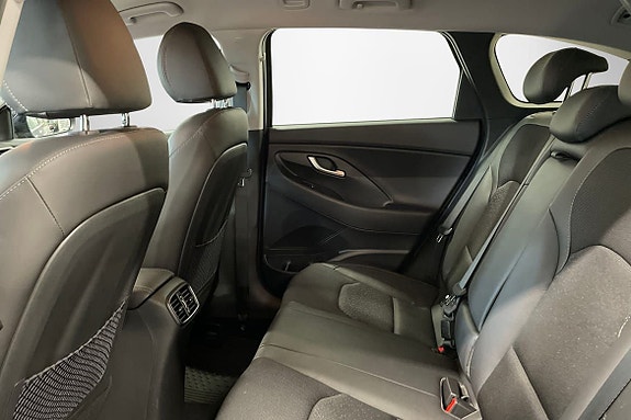 Hyundai i30 5 of 7