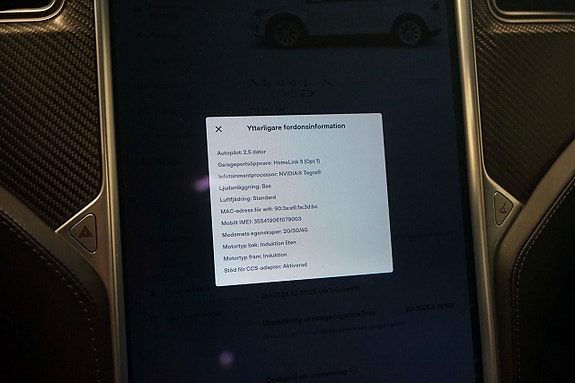 Tesla Model X 14 of 21