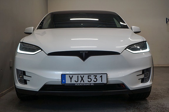 Tesla Model X 5 of 5