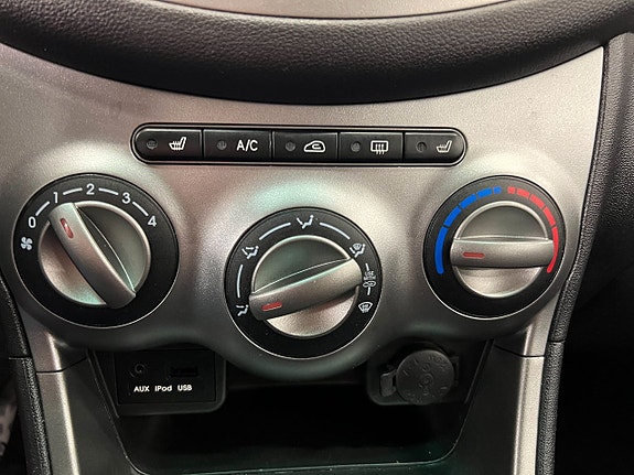 Hyundai i10 13 of 15