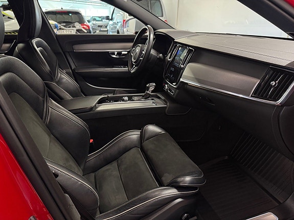 Volvo V90 10 of 13