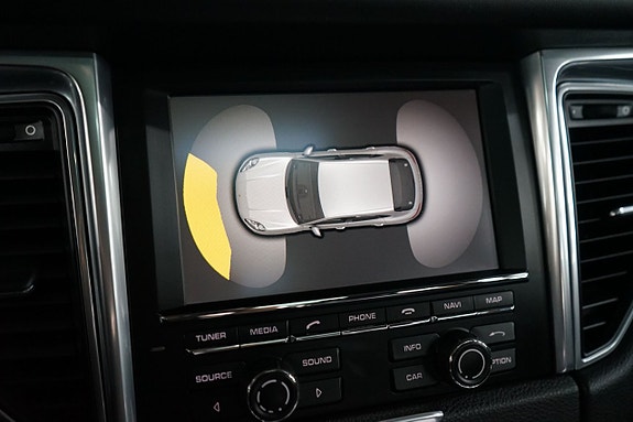 Porsche Macan S 17 of 25