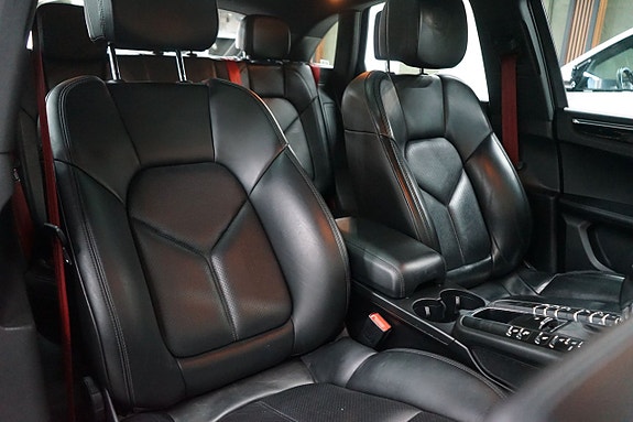 Porsche Macan S 12 of 25