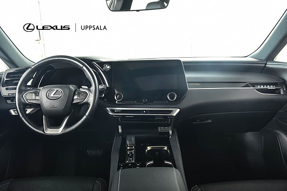 Lexus RX450h+ 8 of 23