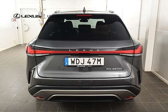 Lexus RX450h+ 4 of 23