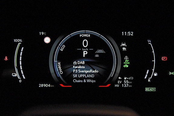 Lexus RX450h+ 20 of 23