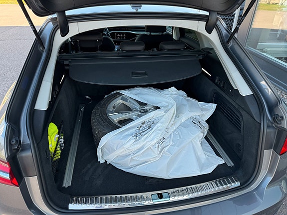 Audi A6 17 of 18