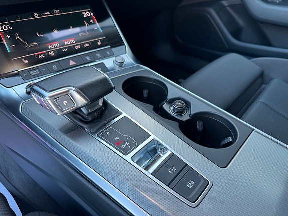 Audi A6 12 of 18