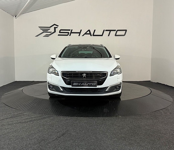 Peugeot 508 2 of 5