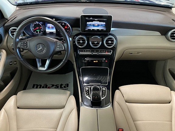 Mercedes-Benz GLC220 d 13 of 16