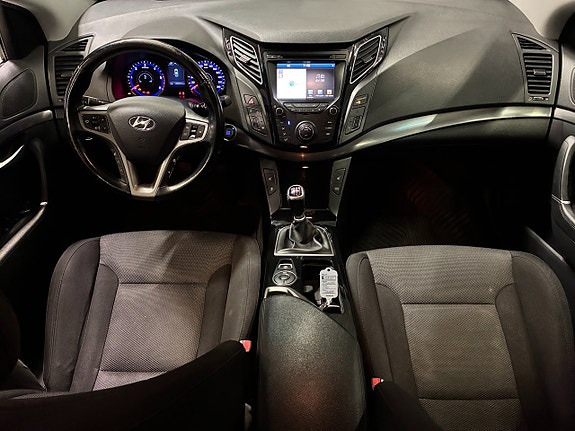 Hyundai i40 13 of 25