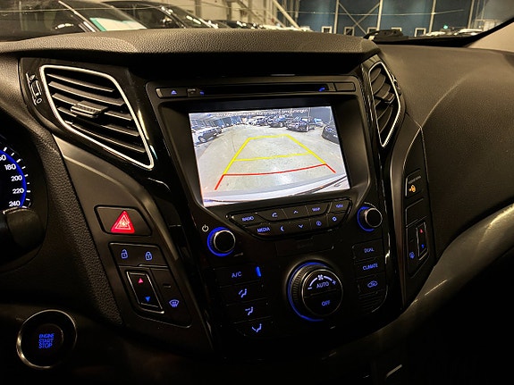 Hyundai i40 15 of 25