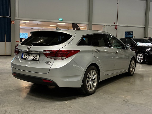 Hyundai i40 3 of 5