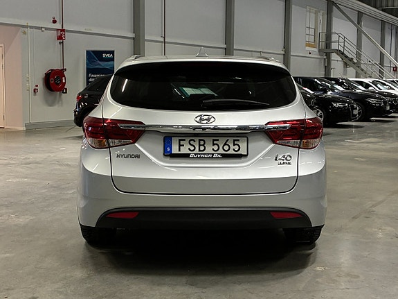 Hyundai i40 4 of 5