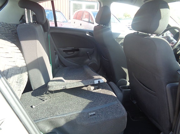 Opel Corsa 10 of 14