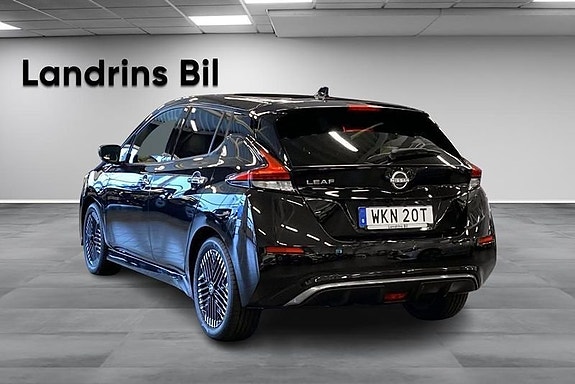 Nissan Leaf 6 of 15