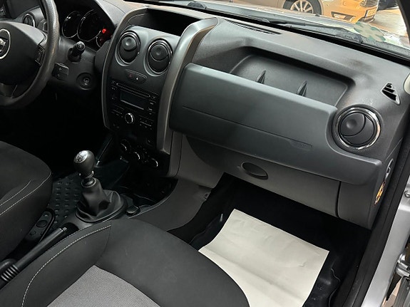Dacia Duster 8 of 13