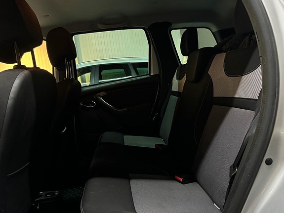 Dacia Duster 13 of 13