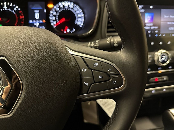 Renault Megane 17 of 24