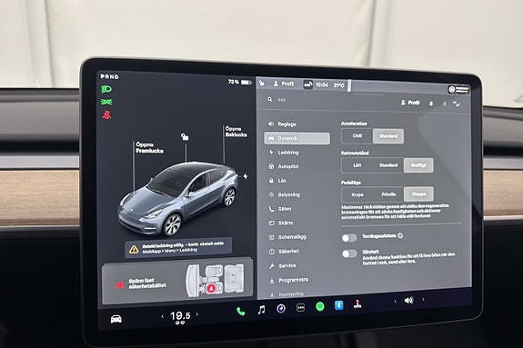 Tesla Model Y 21 of 30