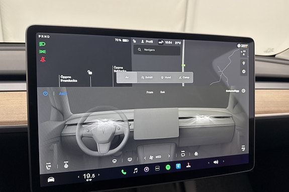 Tesla Model Y 18 of 30