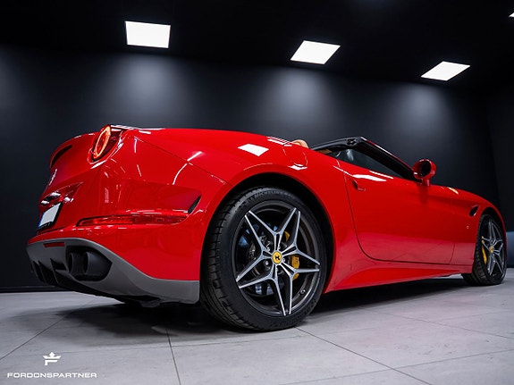 Ferrari California T 14 of 29