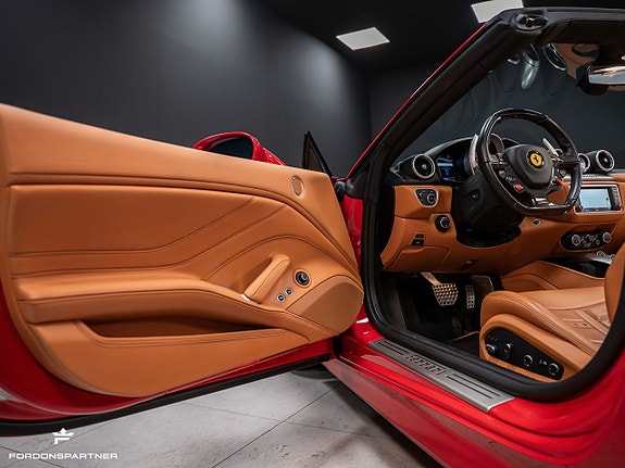Ferrari California T 21 of 29