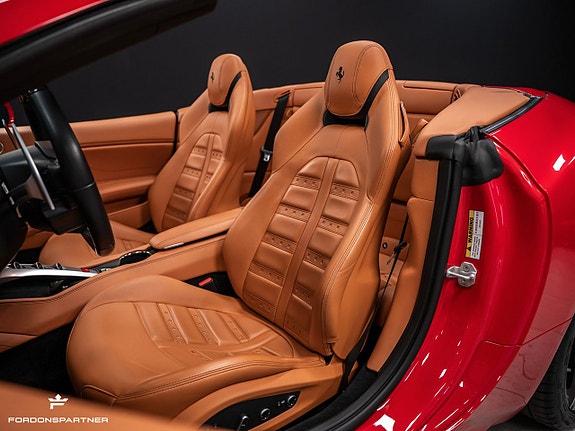 Ferrari California T 8 of 29