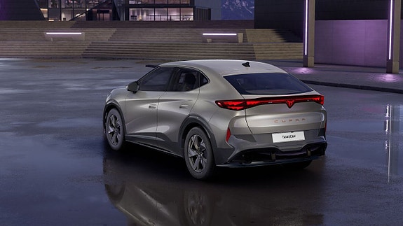 Cupra Tavascan 7 of 10