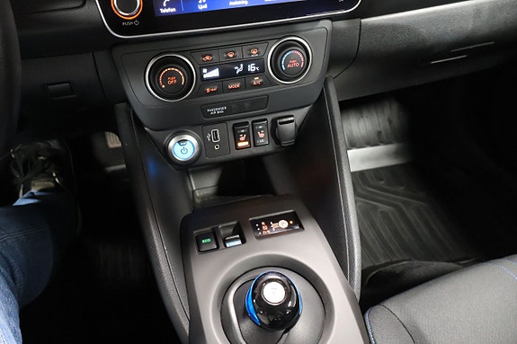 Nissan Leaf 9 of 10