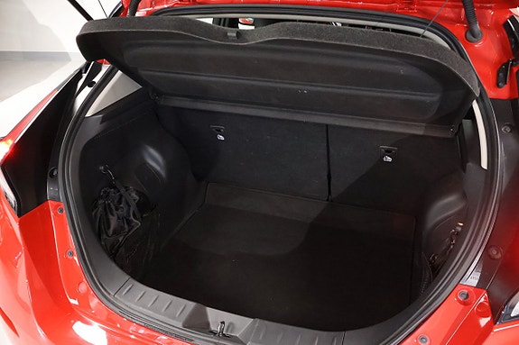 Nissan Leaf 7 of 10