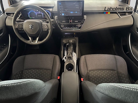 Suzuki Swace 10 of 13