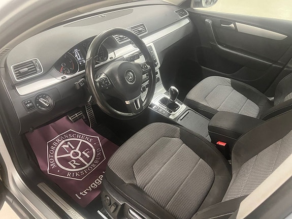 Volkswagen Passat Alltrack 5 of 5