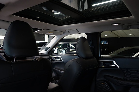 Mitsubishi Outlander 8 of 8
